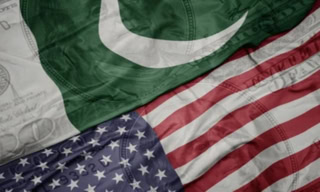 Pakistan Eyes 10 Billion Us Deal To Strengthen Rupee And Reserves