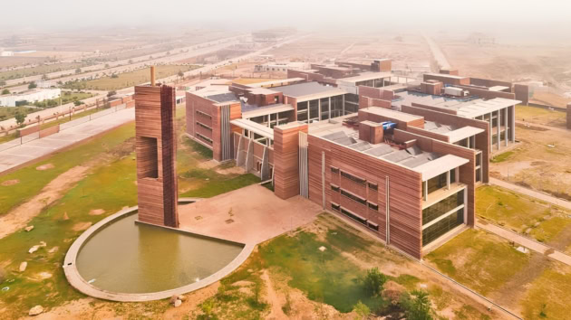 Ptml Ufone To Take Over The Iconic 345 Telenor Headquarters In Islamabad