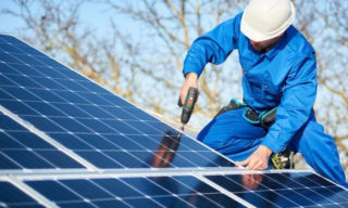 Batteries Beat The Grid Pakistanis Skip Net Metering
