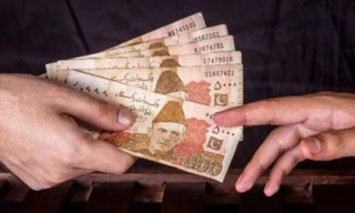 Fake Rs5000 Notes Circulating As Traders Urged To Verify Cash