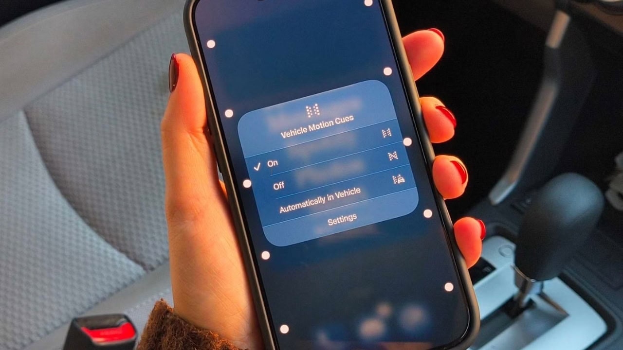 Google's Motion Assist Brings Anti-Nausea Dots to Android 17