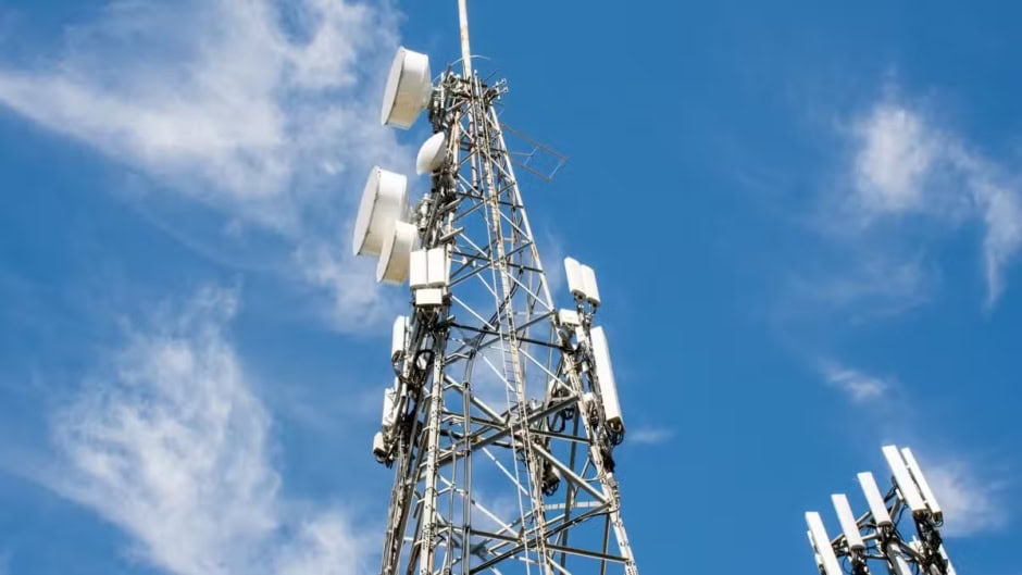 Govt Plans Cheaper Electricity Tariffs For Pakistans Telecom Operators
