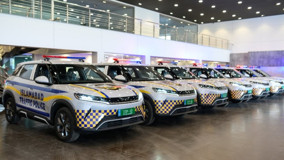 Islamabad Police Upgrades Fleet With New Vehicles Evs After 14 Years