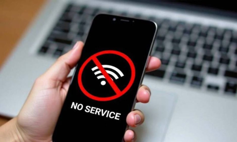 Mobile And Internet Services Suspended Across Parts Of Rawalpindi For Chehlum