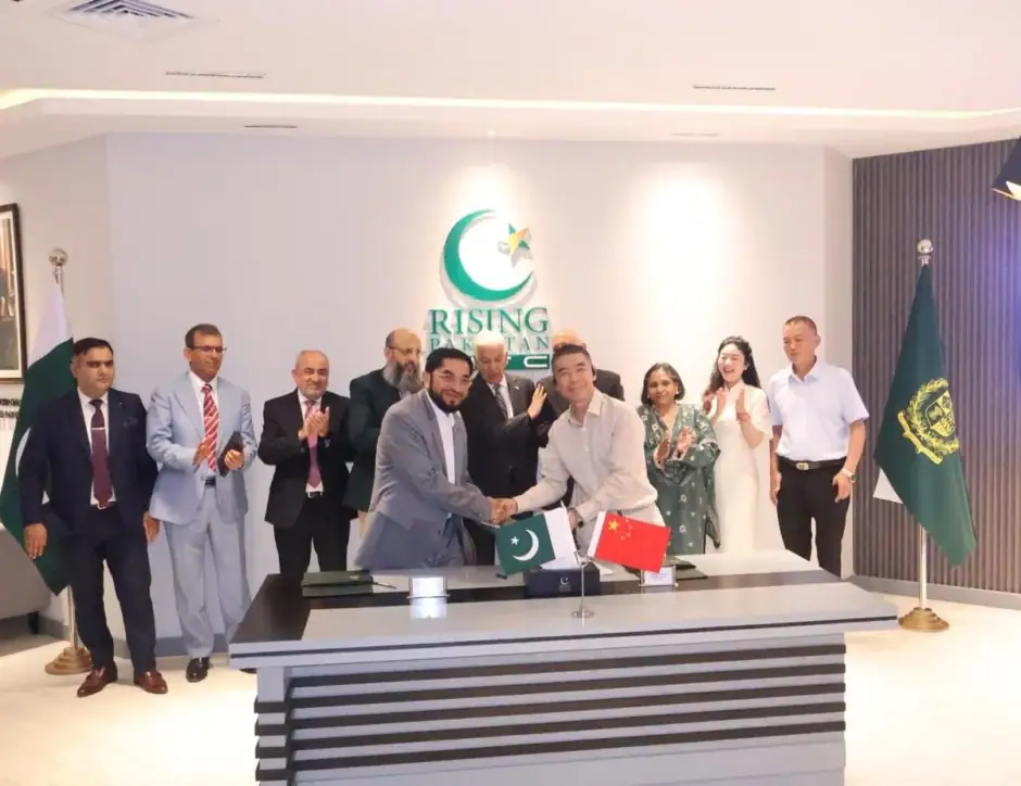 Pakistans World Cup Football Maker Partners With Chinese Firm To Produce Sports Footwear