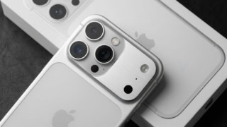 Is Your Iphone 18 Making Cracking Sounds Heres Why Its Happening