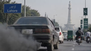 Lahore Traffic Police Issues 10000 Challans For Smog