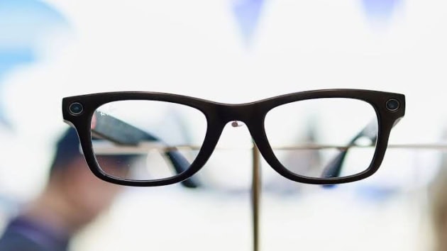 LHC Seeks Government Response on Sale of Camera-Equipped Glasses