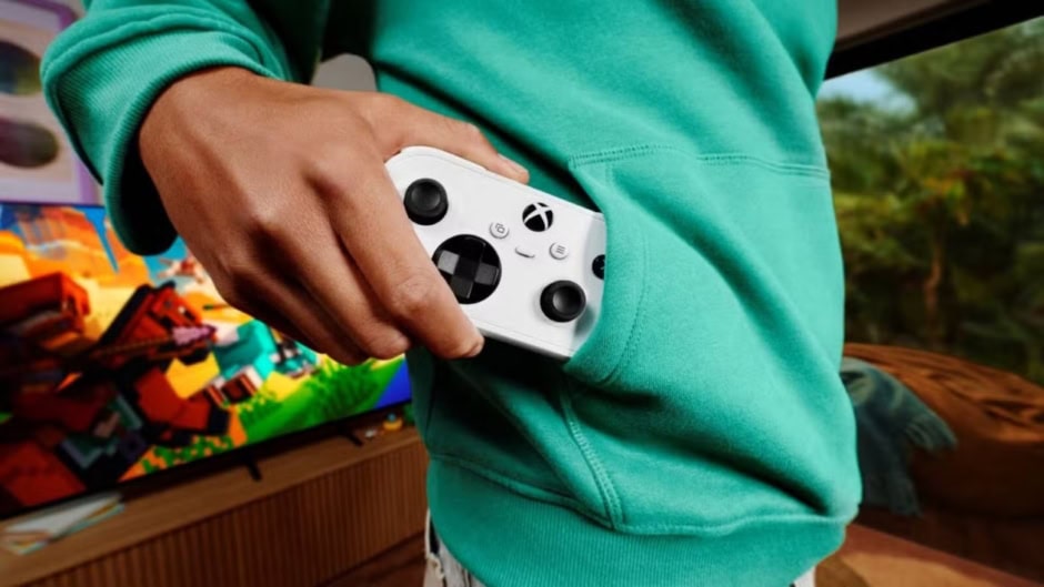 Microsoft Unveils A New 50 Pocket Sized Xbox Nano Controller