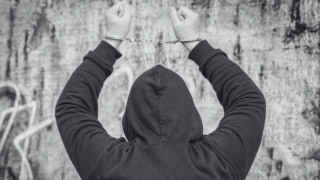 Nccia Lahore Busts Organised Cyber Fraud Network Using Fake Pos Devices